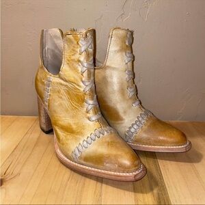 Freebird Tan and Cream Heeled Boots